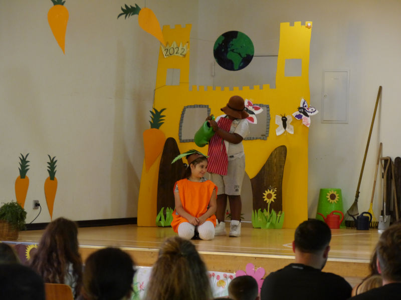 Einschulung 2022 Theaterst&uuml;ck Das R&uuml;bchen