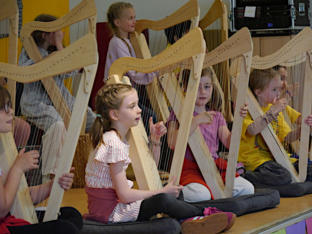 50 Jahre Burgweide - Auff&uuml;hrung der tusch- und JeKi-Kinder